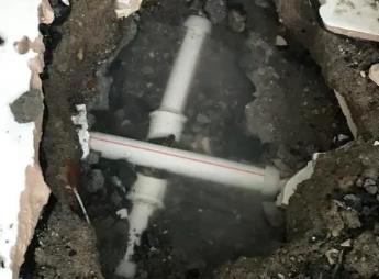 德钦阳台漏水维修公司为您分享楼上楼下漏水怎么处理